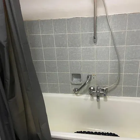 아파트 Ferienwohnung In Pirmasens Fuer 1 - 5 Personen, Mit Wallbox *